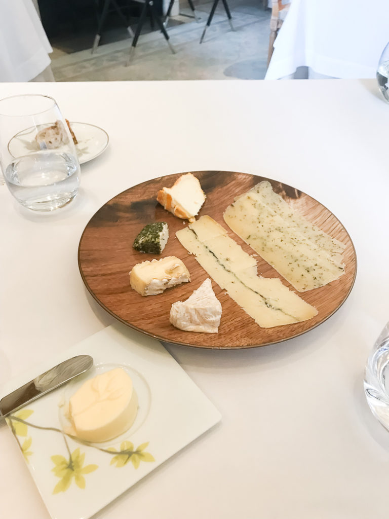 Corso di formaggi a Le Parc in Champagne Francia 