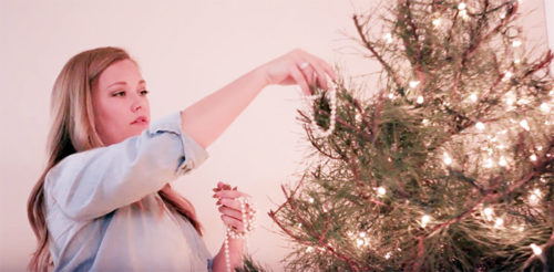 natalie-paramore-christmas-tree-decorating
